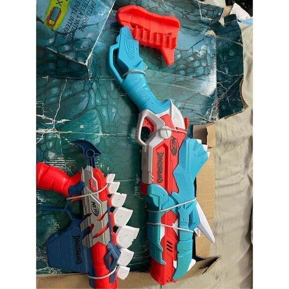 NERF Dino-Clash Pack DinoSquad Tricera-Blast Stegosmash Dart Blaster Set - Picture 3 of 7